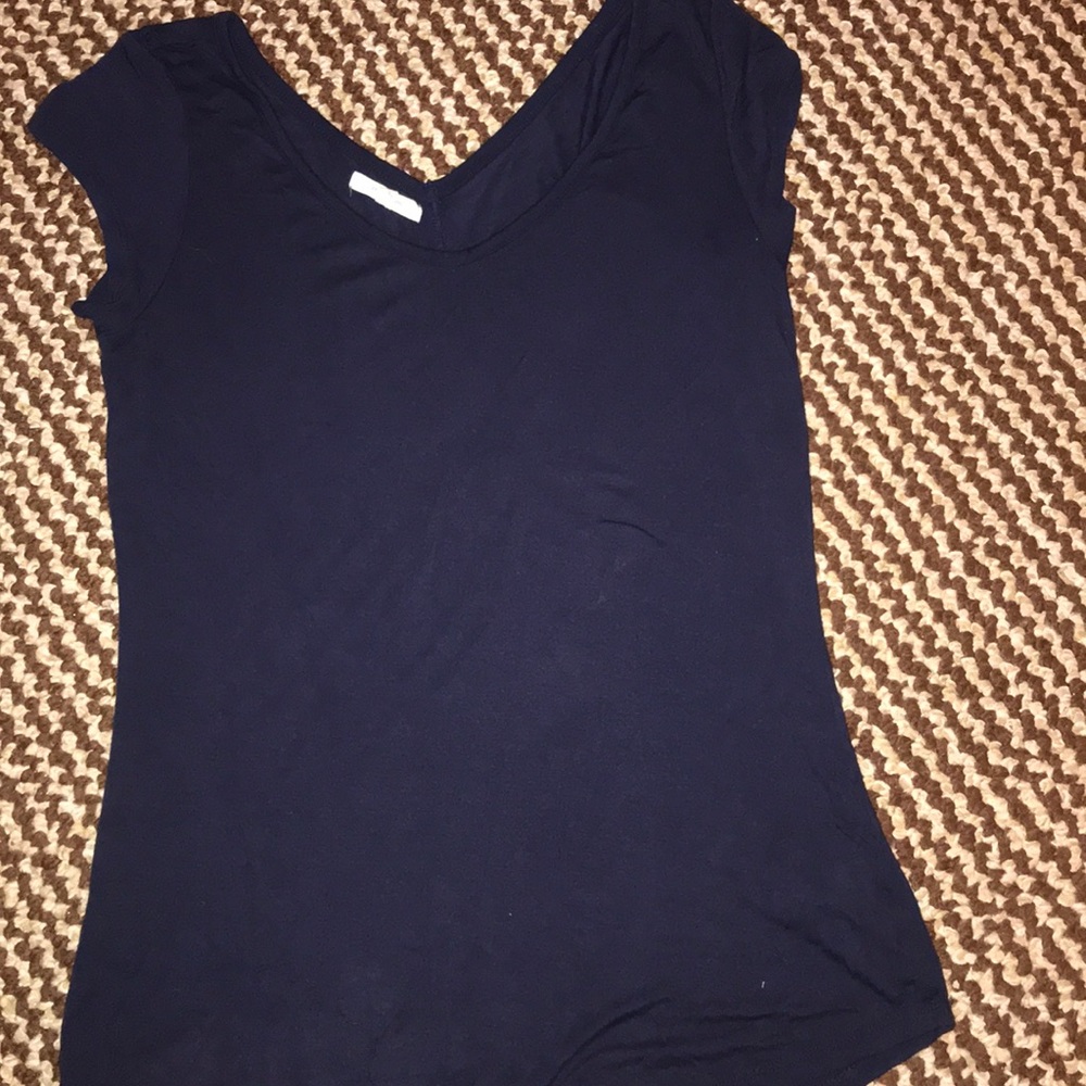 Blue v neck tee